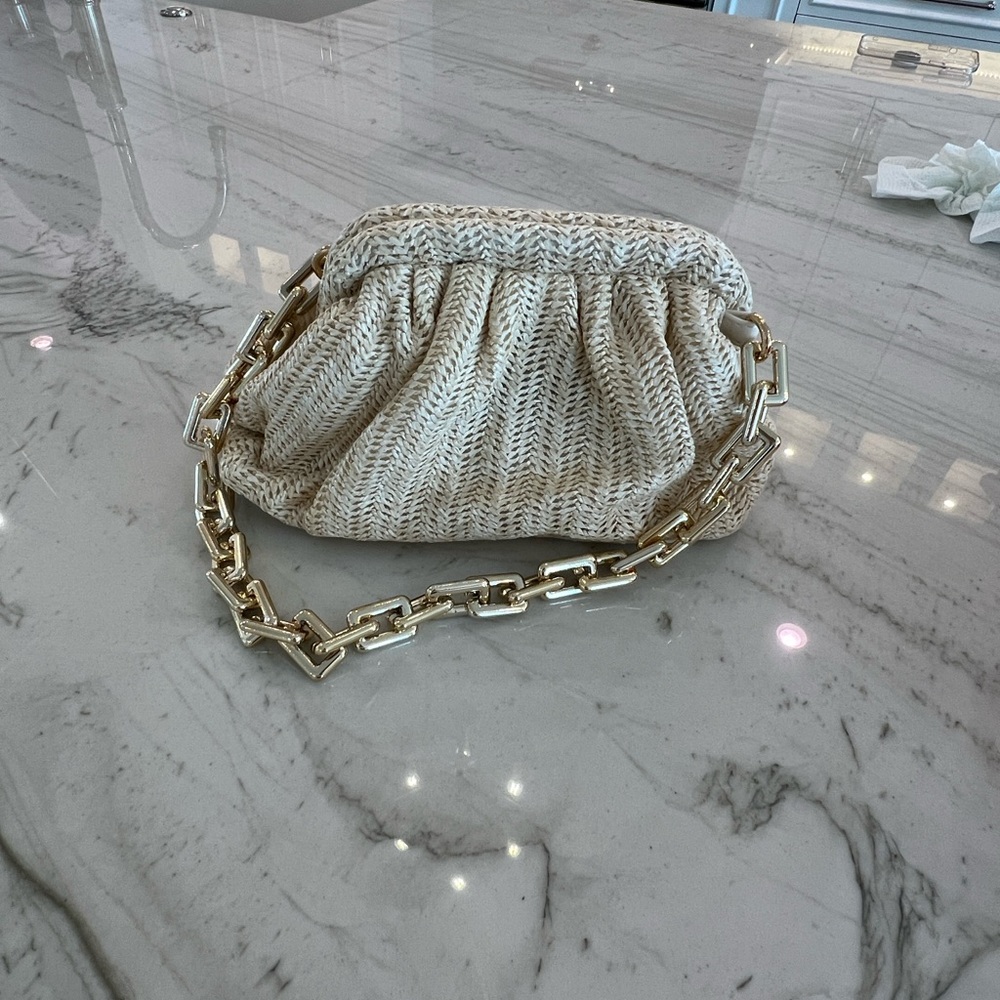 NWOT Raffia purse with chain